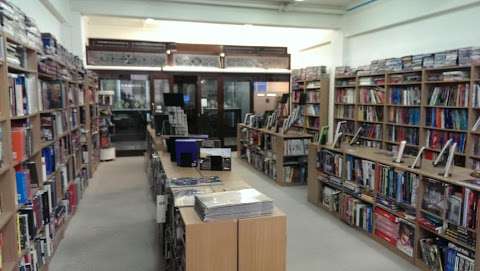 Photo: Automoto Bookshop